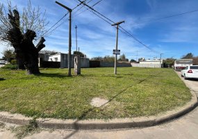 Sarmiento y Conesa, Chacabuco, 0 , 0 ,0,Lote urbano,En venta,Sarmiento y Conesa,0,1010